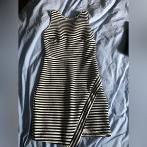 Ladies Sleeveless Dress Size S